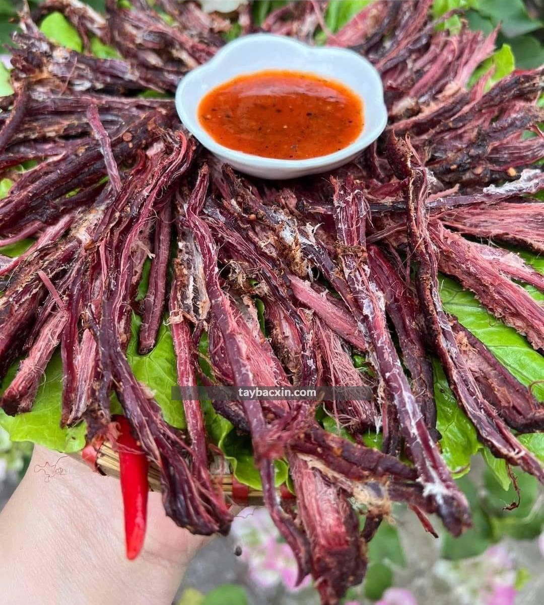 Thịt trâu gác bếp tại An Biên