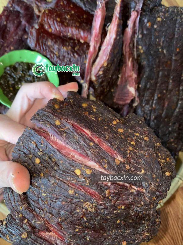 Vì sao thịt trâu gác bếp lại “hợp gu” người Thanh Hóa