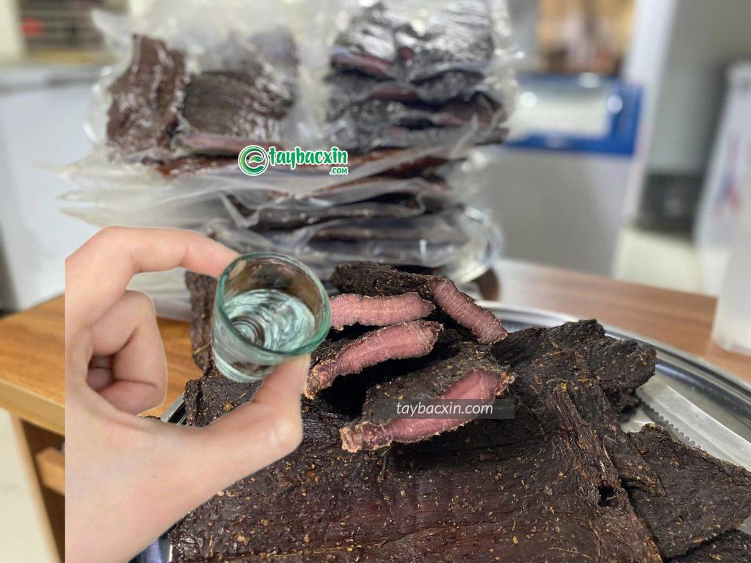 Thịt trâu gác bếp tại Phú Thọ