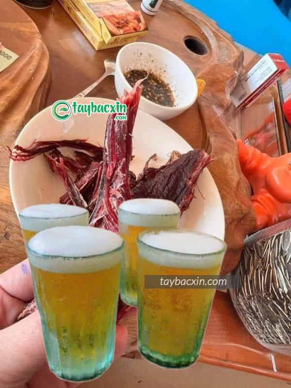 Thịt trâu gác bếp